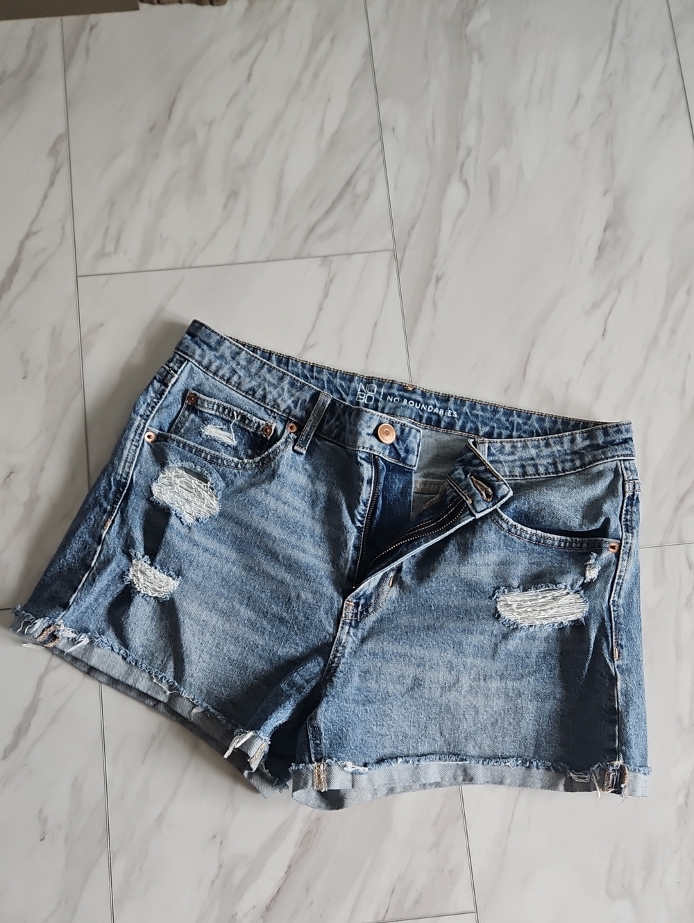 No Boundaries Light Blue Distressed Denim Jean Shorts